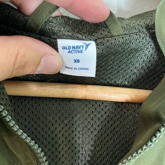 Old Navy Olive Green Active Wear Jacket NWOT XS - Picture 3 of 3